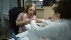 Жительница Апанасенковского округа открыла маникюрный салон по соцконтракту