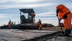 В Ипатовском округе обновят более четырёх километров дорог