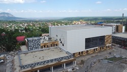 Губернатор Ставрополья проконтролировал строительство молодёжного центра «Машук» в Пятигорске